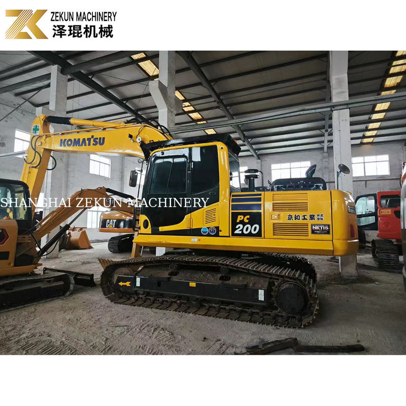 Niedrige Arbeitszeiten 2001-4000 Komatsu PC200-8 Gebraucht-Crawlerbagger in gutem Zustand