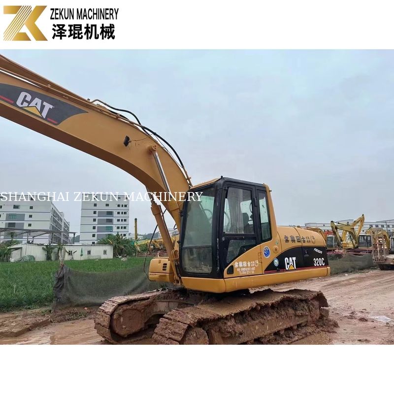 110KW Schwere Ausrüstung Gebraucht CAT320 Bagger Caterpillar 320C Arbeitszeiten 4001-6000