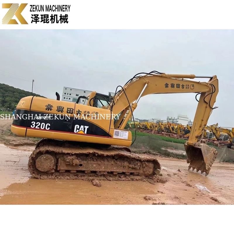 110KW Schwere Ausrüstung Gebraucht CAT320 Bagger Caterpillar 320C Arbeitszeiten 4001-6000