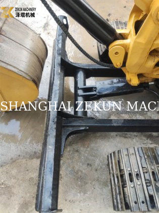 4 t gebrauchte Baggermaschine CAT 304 mit geschlossener Kabine und Originalhydraulikzylinder