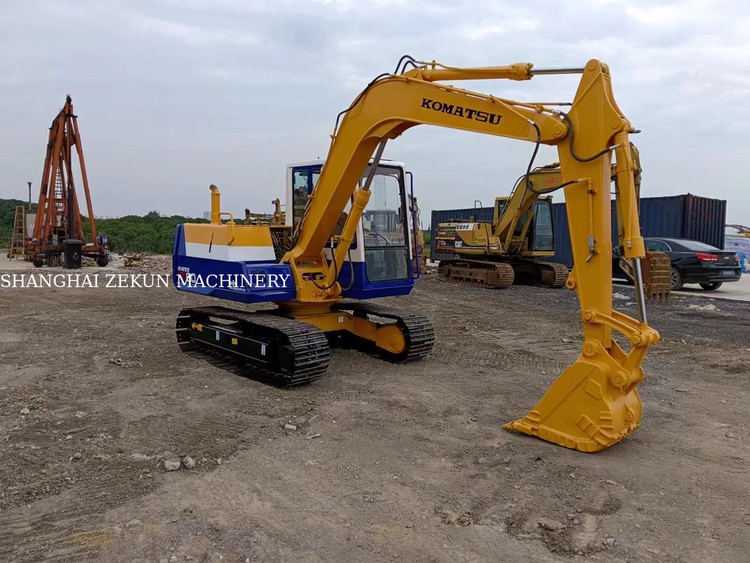 Japan Komatsu PC60-6 Bagger mit geringem Betriebsgewicht von 6 Tonnen und gutem Zustand
