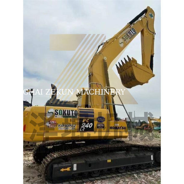 Komatsu PC240-7 Bagger mit geringer Arbeitszeit 0-2000 und sonstiger Hydraulikzylinder