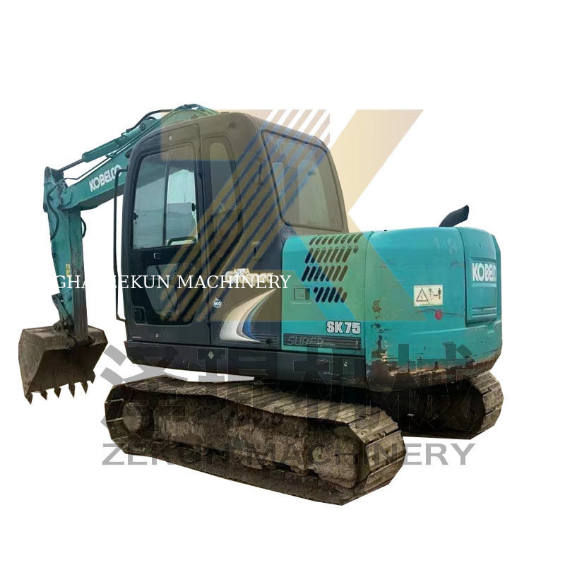 0.4m3 Eimerkapazität 2017 Gebraucht Kobelco 907 E307D Sk75 Sk75-11 Bagger in Shanghai