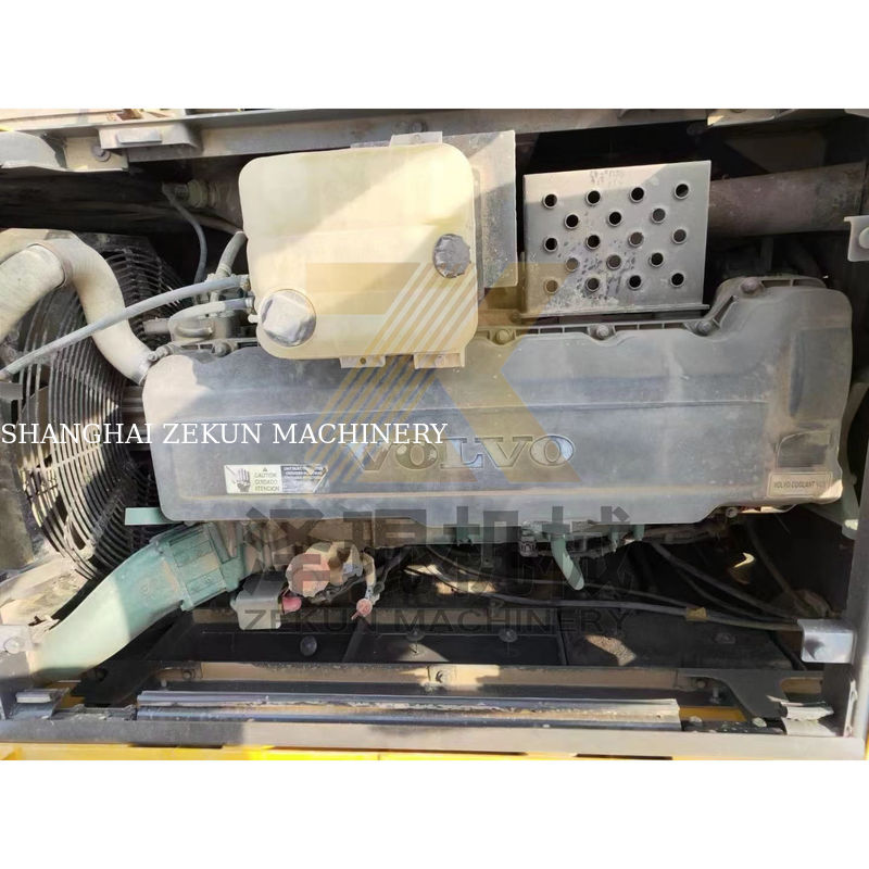 Gebrauchte Volvo EC480D EC480DL Crawler Bagger in Shanghai 4001-6000 Arbeitsstunden