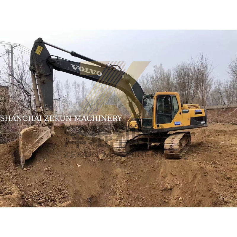 Gebrauchtes Volvo EC200B EC210BLC 240BLC 290BLC D6D EC210 BLC Bagger in Shanghai 21000 KG