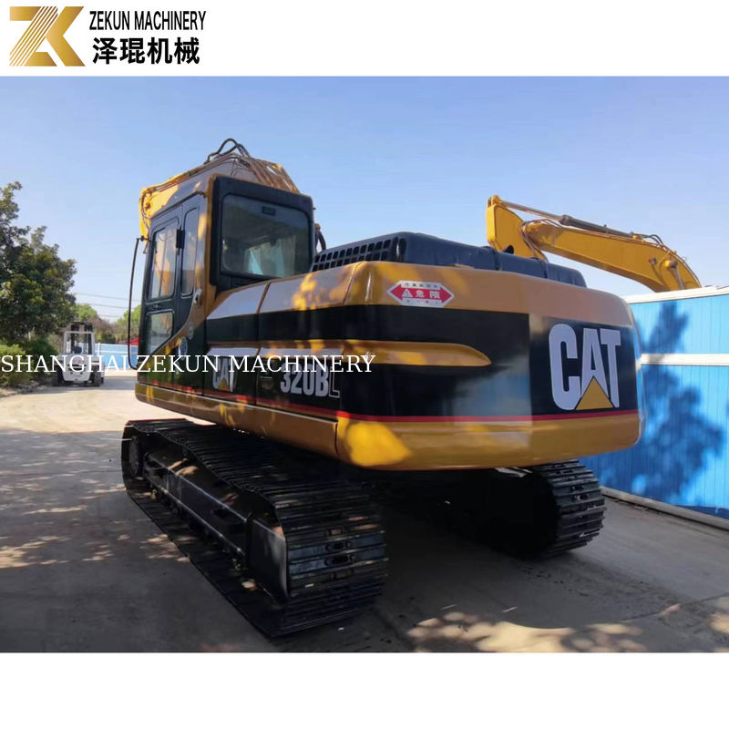 Gebrauchte Baggermaschine Cat 320 BL mit 0,92 m3 Eimerkapazität und 2001-4000 Arbeitsstunden