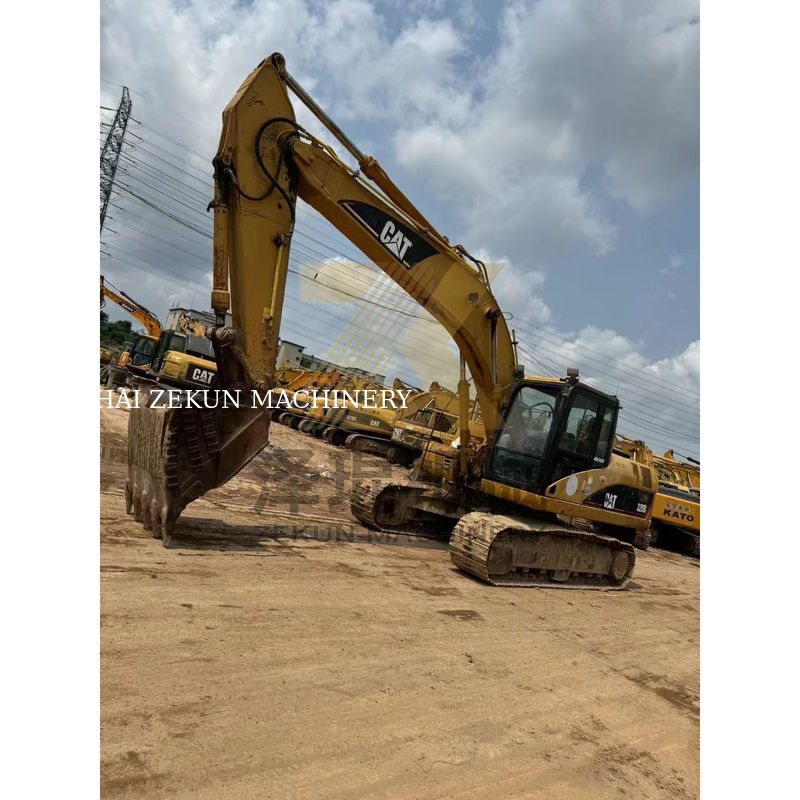 2015 Jahr Zweithand Shantui Kato Bagger 320D in in Shanghai andere Hydraulikpumpe