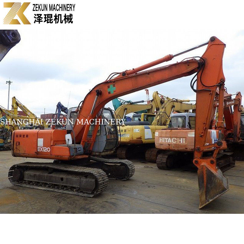 Hitachi EX120 Bagger EX 120-5 mit geringer Arbeitszeit und 11793 KG Maschinengewicht 60,5Kw