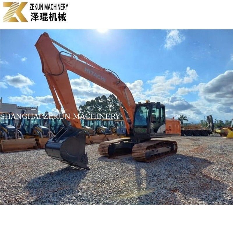 Gebrauchtes Hitachi ZX210 Bagger ZX210LC ZX210LC-3 mit Original-Japanischen Motor bei Heiß