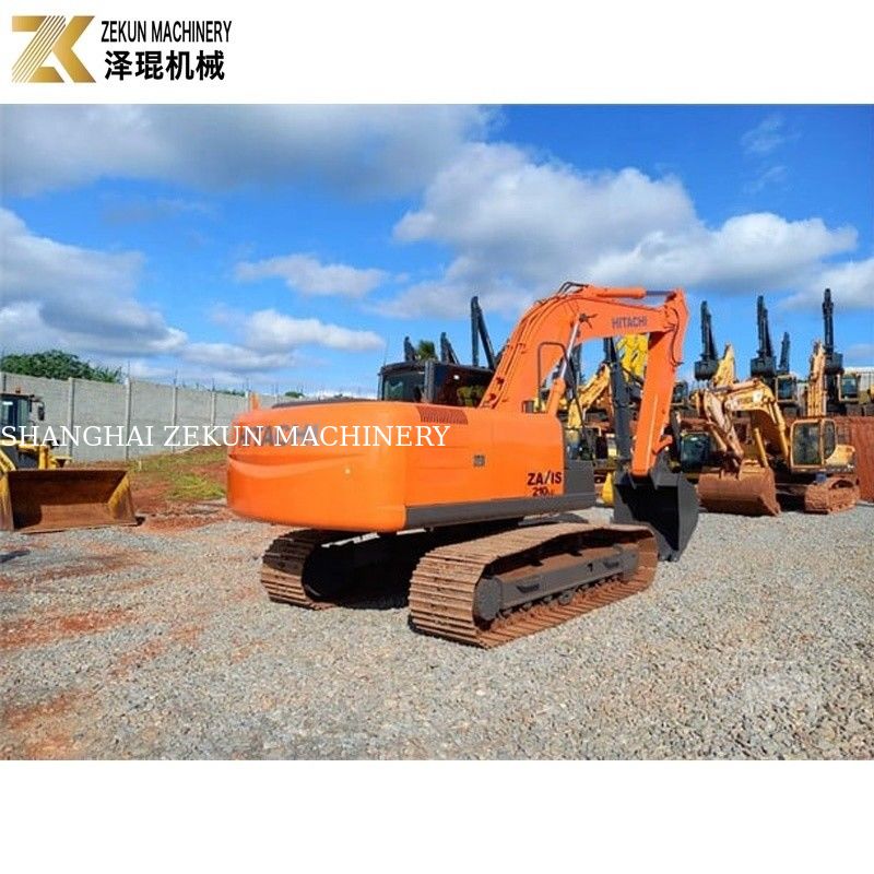 Gebrauchtes Hitachi ZX210 Bagger ZX210LC ZX210LC-3 mit Original-Japanischen Motor bei Heiß