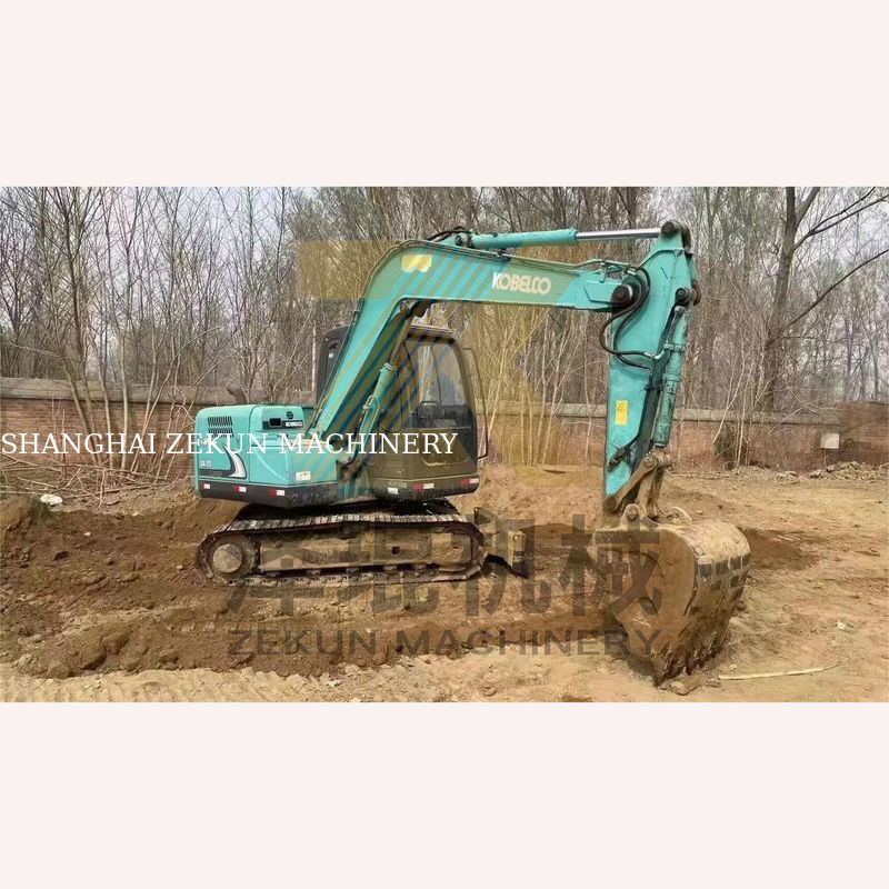 4001-6000 Arbeitsstunden Gebraucht Kobelco SK75-8 SR Bagger für bei Shanghai Auktionen