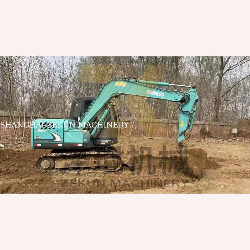 4001-6000 Arbeitsstunden Gebraucht Kobelco SK75-8 SR Bagger für bei Shanghai Auktionen