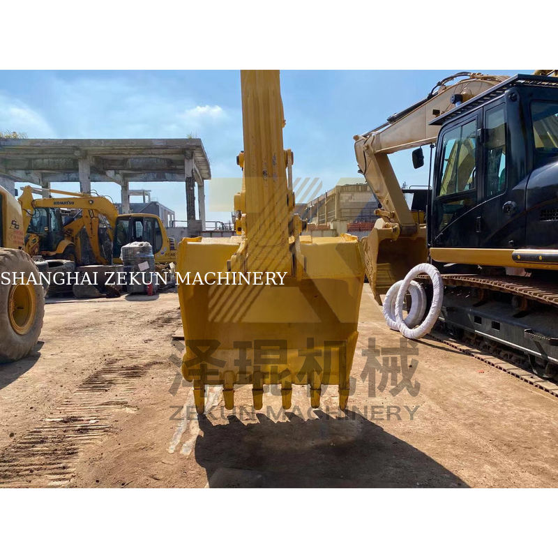 Komatsu PC220-22TON Bagger mit 1170 Arbeitsstunden
