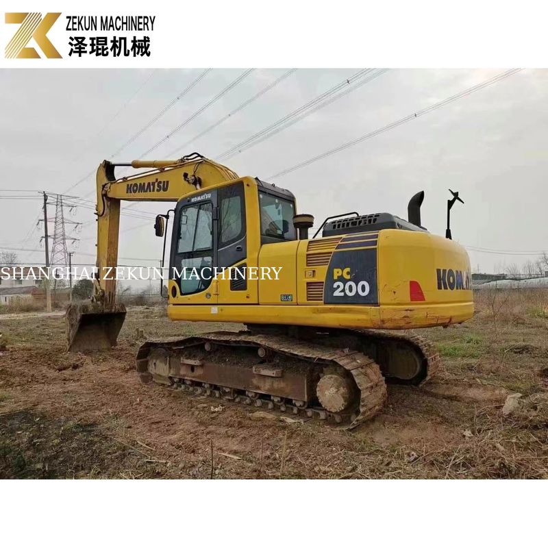 Gebrauchtes Komatsu PC200-8MO Crawler Bagger 2001-4000 Stunden Mittelgröße