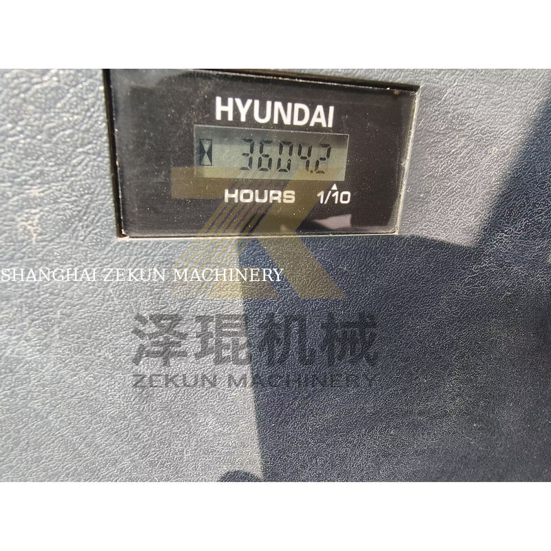 Ausgezeichneter Zustand Hyundai R520 Bagger mit 3M3 Eimer Kapazität und 266KW Leistung auf dem heißen Markt