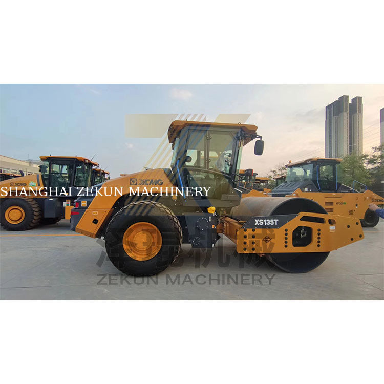 13 Tonnen XCMG XS135T Vollhydraulische Trommelrolle EU-Einrichtung Stufe V