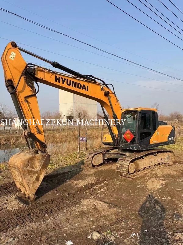 2018 R215VS Bagger 3 800 Arbeitsstunden Perfekt für schwere Arbeiten