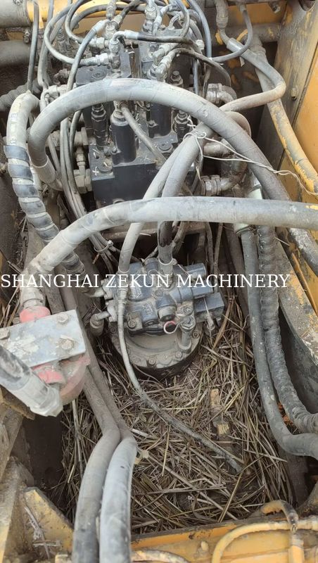 2015 Hyundai R150-9 Bagger mit Hammer und 5.300 Arbeitsstunden Produktivität steigern