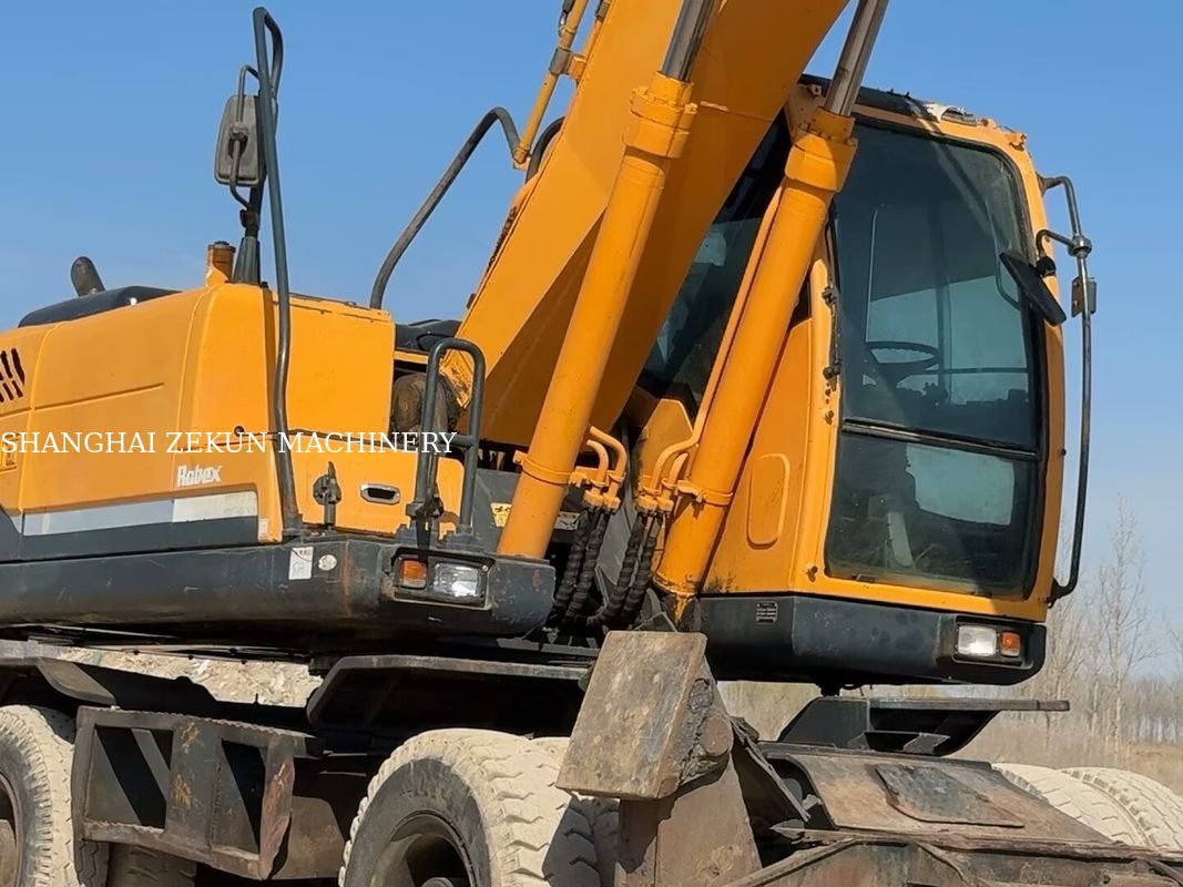2014 Hyundai R210W-9 21 Tonnen Radbagger perfekt für Bauprojekte