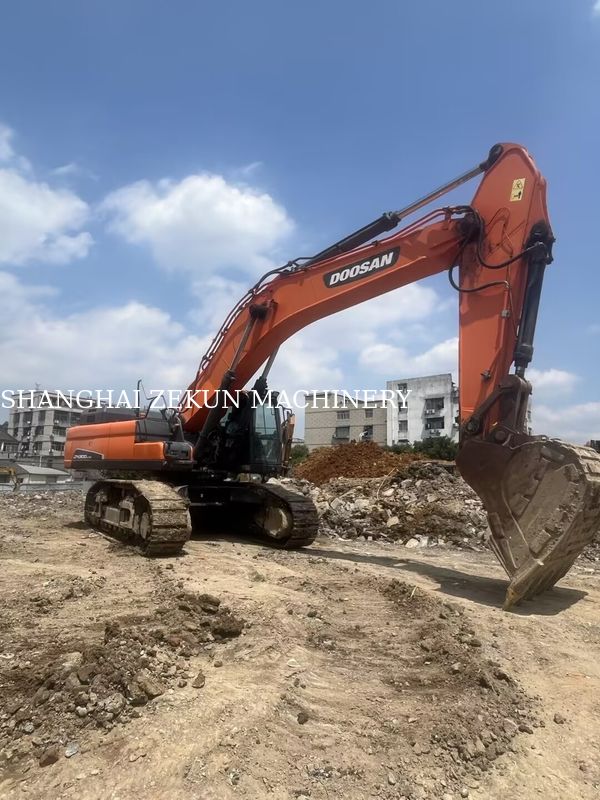 Gebrauchter Doosan DX500LC-9C Bagger 800 U/min Leistung und maximale Grabhöhe 11