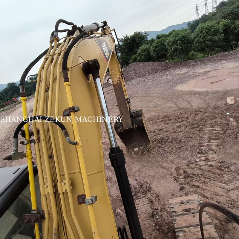 2016 CAT 320D Bagger 20 Tonnen Klasse mit CAT C6.4 ACERT-Motor Höchstgröße 680 mm