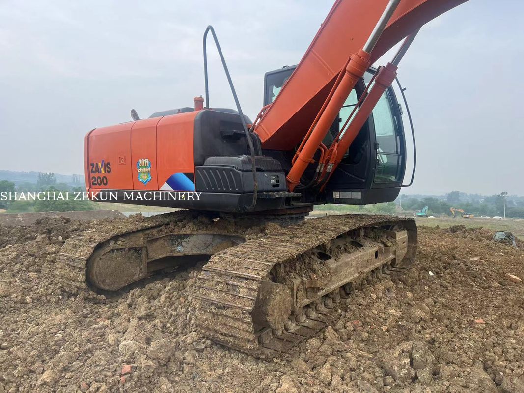 2020 Hitachi ZX220-5A Bagger 6541 Betriebsstunden Maximale Grabhöhe 630 mm Maximale Grabtiefe 670 mm Für Schwerlastarbeiten