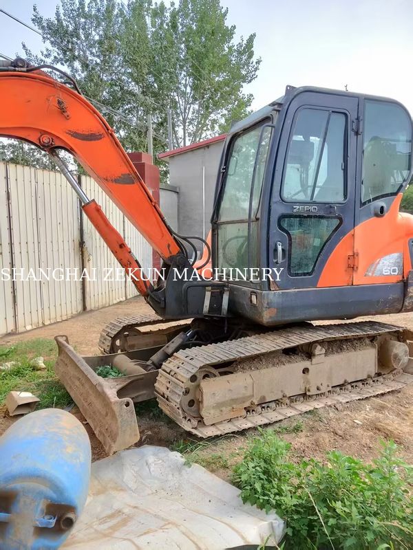 2013 Doosan DX60 Bagger mit hydraulischem Druck von 27,5 MPa und maximaler Grabhöhe von 800 mm