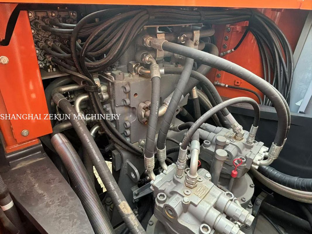 2024 Hitachi ZX520LCH Bagger Maximale Reichweite am Boden 12 Hubraum 15,68 L für nächstes Projekt