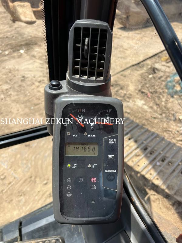 Hitachi ZX120-6 Bagger 14165 Stunden für Geschäftszwecke Kraftstofftankinhalt 240 L Hydraulikdruck 34,3 MPa