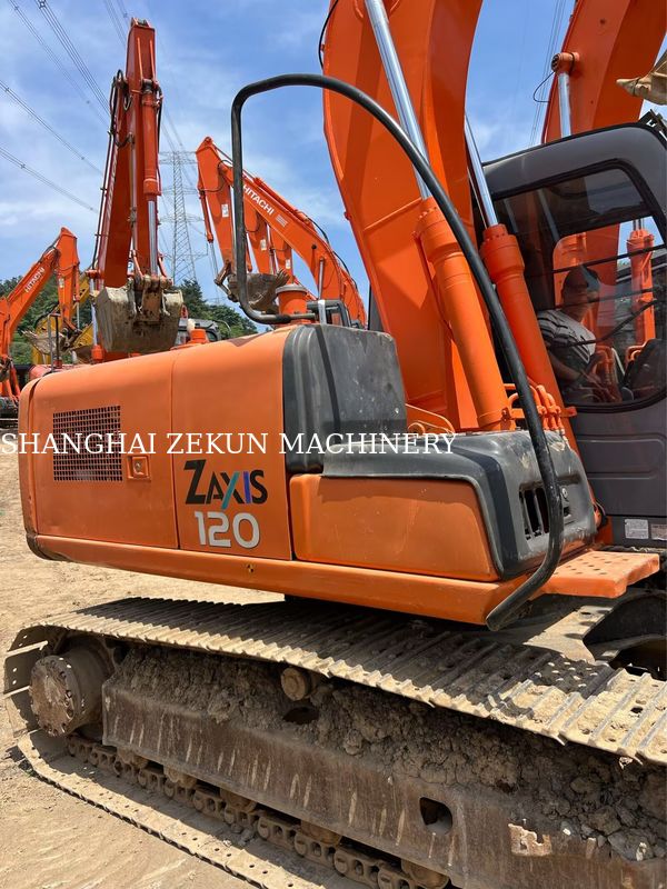 Hitachi ZX120-6 Bagger 14165 Stunden für Geschäftszwecke Kraftstofftankinhalt 240 L Hydraulikdruck 34,3 MPa
