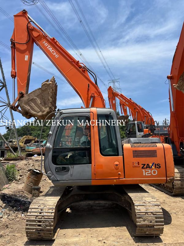 Hitachi ZX120-6 Bagger 14165 Stunden für Geschäftszwecke Kraftstofftankinhalt 240 L Hydraulikdruck 34,3 MPa