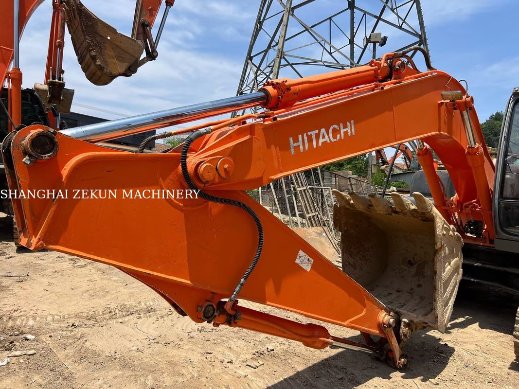 Hitachi ZX120-6 Bagger 14165 Stunden für Geschäftszwecke Kraftstofftankinhalt 240 L Hydraulikdruck 34,3 MPa