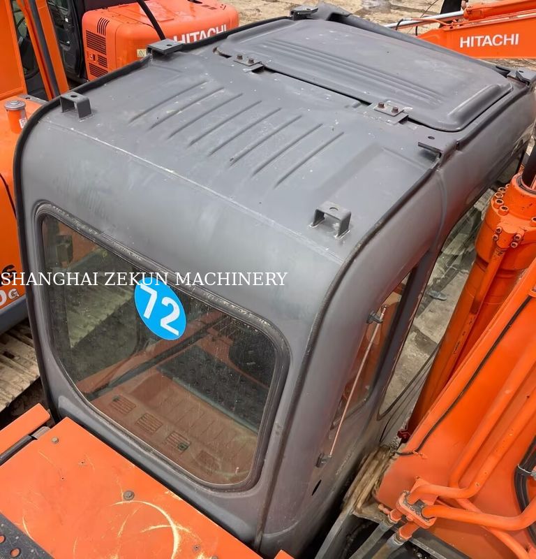 Hitachi ZX200-3G Bagger 11056 Stunden Fahrgeschwindigkeit von 3,5 / 5,5 km/h