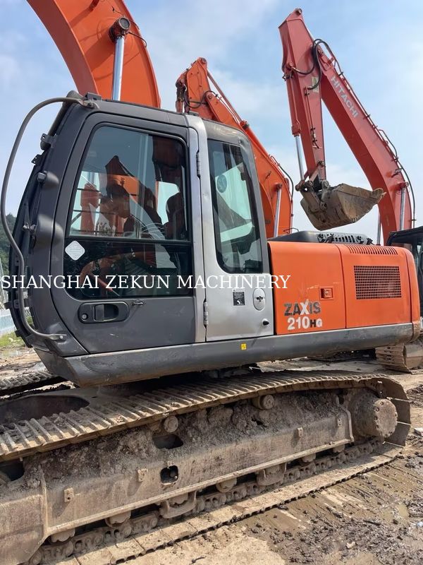 Hitachi ZX200-3G Bagger 11056 Stunden Fahrgeschwindigkeit von 3,5 / 5,5 km/h