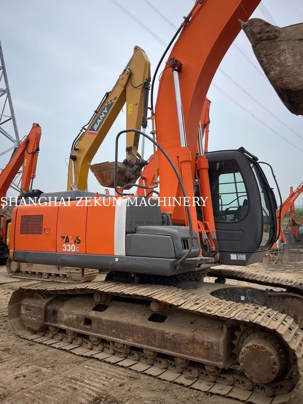 Hitachi ZX200-3G Bagger 10658 Stunden Armlänge 2,94 m Maximale Grabhöhe 620 mm