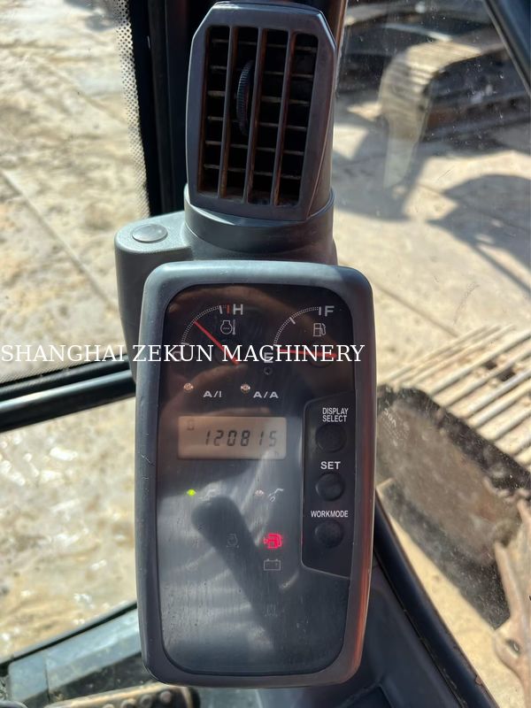 Hitachi ZX200-3G Bagger 12081 Stunden Fahrgeschwindigkeit 3,5 / 5,5 km/h Kabinenausstattung Multifunktionsanzeige