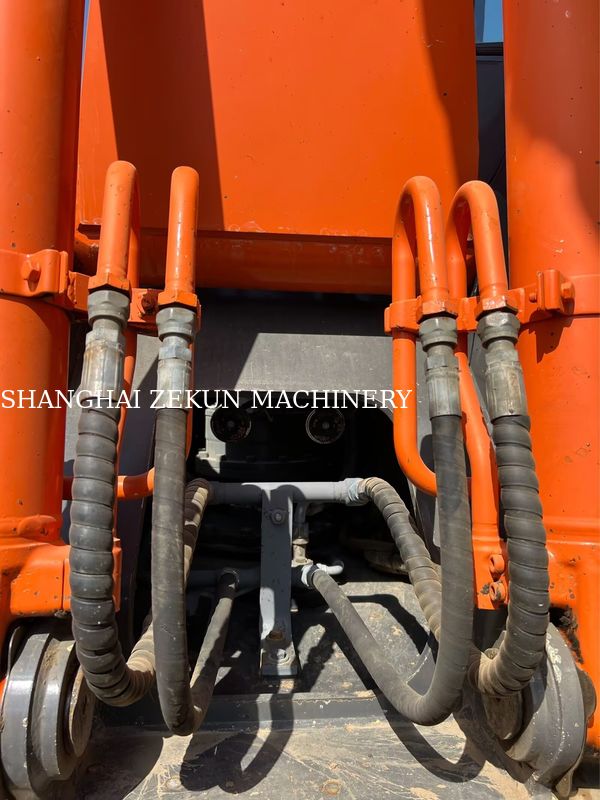 Hitachi ZX200-3G Bagger 12081 Stunden Fahrgeschwindigkeit 3,5 / 5,5 km/h Kabinenausstattung Multifunktionsanzeige