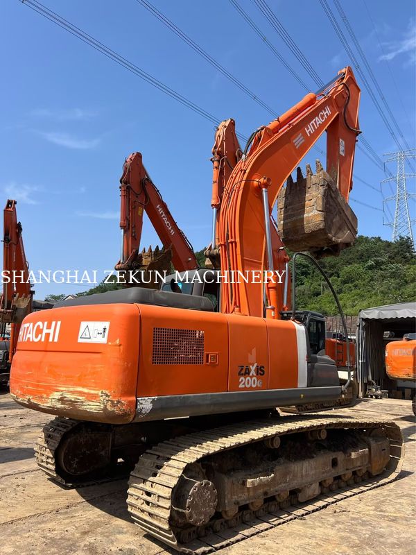 Hitachi ZX200-3G Bagger 12081 Stunden Fahrgeschwindigkeit 3,5 / 5,5 km/h Kabinenausstattung Multifunktionsanzeige