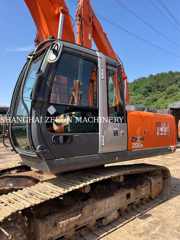 Hitachi ZX200-3G Bagger 12081 Stunden Fahrgeschwindigkeit 3,5 / 5,5 km/h Kabinenausstattung Multifunktionsanzeige