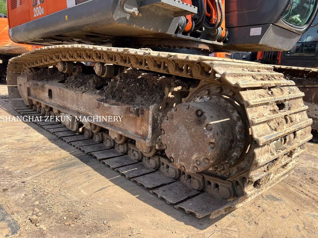 Hitachi ZX200-3G Bagger 12081 Stunden Fahrgeschwindigkeit 3,5 / 5,5 km/h Kabinenausstattung Multifunktionsanzeige